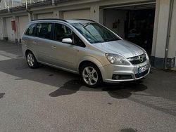 Silber Gebraucht 2006 Opel Zafira Kombi | 1.150 € (Superpreis)
