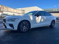 Weiß Gebraucht 2019 Volvo S60 R-Design Limousine | 21.900 € (Fairer Preis)