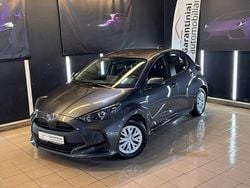 Grau Gebraucht 2022 Toyota Yaris Comfort Limousine | 14.500 € (Guter Preis)
