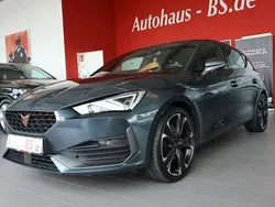 Grau Gebraucht 2022 Cupra Leon Limousine | 23.780 € (Guter Preis)