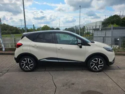Beige Gebraucht 2015 Renault Captur SUV | 8.800 € (Fairer Preis)