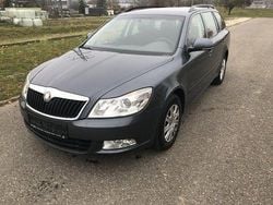 Grau Gebraucht 2009 Skoda Octavia Kombi | 2.980 € (Guter Preis)