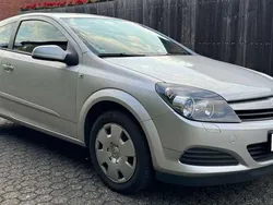 Starsilber/silver iii Gebraucht 2005 Opel Astra Edition Coupé | 2.499 € (Fairer Preis)