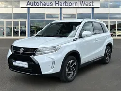 Cool white perl met. Gebraucht 2024 Suzuki Vitara GLX SUV | 21.950 €