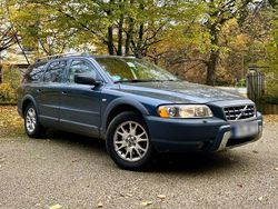 Blau Gebraucht 2005 Volvo XC70 Momentum Kombi | 7.200 €