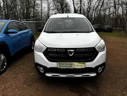 Weiß Gebraucht 2018 Dacia Dokker Celebration Van | 14.379 € (Fairer Preis)