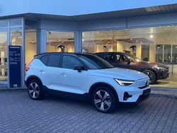 Crystal white Gebraucht 2022 Volvo XC40 Plus SUV | 29.790 € (Fairer Preis)