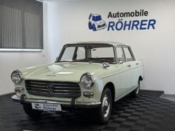 Grün Gebraucht 1967 Peugeot 404 Limousine | 9.900 €