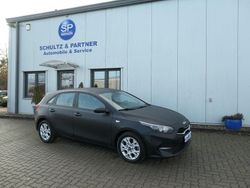 Schwarz Gebraucht 2022 Kia Ceed Edition 7 Kleinwagen | 13.990 € (Superpreis)