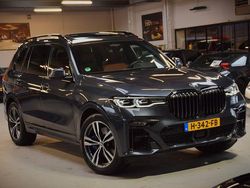 Grau Gebraucht 2020 BMW X7 M Sport SUV | 51.800 € (Guter Preis)