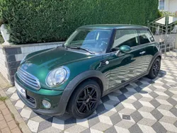 Grün Gebraucht 2012 Mini ONE Kleinwagen | 5.577 € (Etwas zu teuer)
