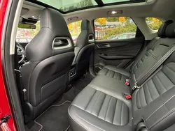 Rot Gebraucht 2023 MG HS SUV | 18.700 € (Fairer Preis)