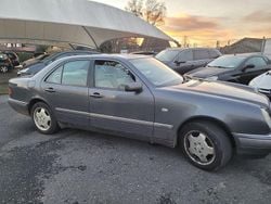 Grau Gebraucht 1998 Mercedes E280 Elegance Limousine | 2.690 € (Superpreis)