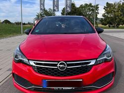 Rot Gebraucht 2019 Opel Astra Kleinwagen | 14.300 € (Etwas zu teuer)