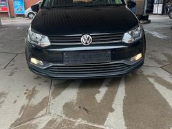 Schwarz Gebraucht 2015 VW Polo Limousine | 6.295 € (Fairer Preis)