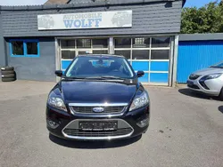 Schwarz Gebraucht 2008 Ford Focus Titanium Limousine | 3.850 € (Etwas zu teuer)