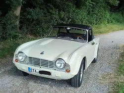 Weiß Gebraucht 1963 Triumph TR4 Cabrio | 20.000 €