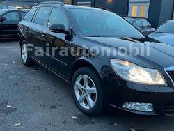 Schwarz Gebraucht 2013 Skoda Octavia Best of Kombi | 6.999 € (Fairer Preis)