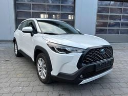 Weiß Gebraucht 2023 Toyota Corolla Cross Active SUV | 28.290 € (Guter Preis)