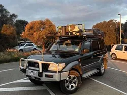 Grün Gebraucht 1999 Toyota Land Cruiser SUV | 6.000 €