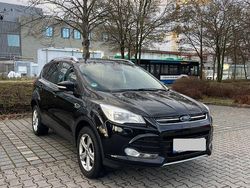 Schwarz Gebraucht 2016 Ford Kuga Titanium SUV | 11.000 € (Guter Preis)