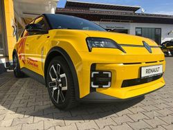 Gelb Gebraucht 2025 Renault R5 Komfort Kleinwagen | 32.590 € (Fairer Preis)