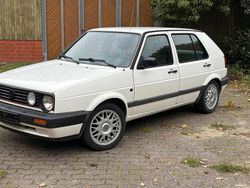 Weiß Gebraucht 1990 VW Golf II Kleinwagen | 2.000 €