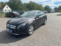 Violett Gebraucht 2015 Mercedes GLA180 SUV | 17.990 € (Guter Preis)