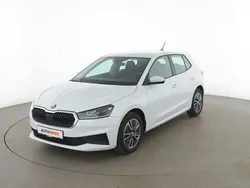 Weiß Gebraucht 2022 Skoda Fabia Tour Limousine | 17.680 € (Fairer Preis)
