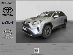 Lichtsilber metallic Neu 2024 Toyota RAV4 Hybrid Team SUV | 41.990 € (Fairer Preis)