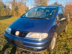 Blau Gebraucht 1996 VW Sharan Van / Kleinbus | 2.499 €