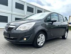 Grau Gebraucht 2011 Opel Meriva Edition Van / Kleinbus | 6.999 € (Fairer Preis)