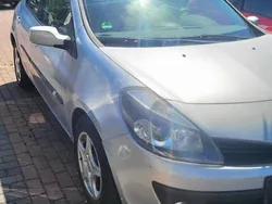 Silber Gebraucht 2007 Renault Clio II Limousine | 1.700 € (Superpreis)