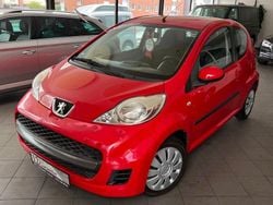 Rot Gebraucht 2010 Peugeot 107 Filou Kleinwagen | 2.490 € (Etwas zu teuer)