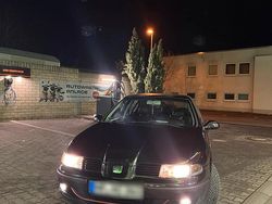 Schwarz Gebraucht 2003 Seat Leon Limousine | 1.500 € (Fairer Preis)