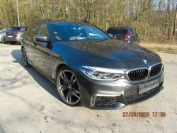 Grau Gebraucht 2020 BMW M550 Shadowline Limousine | 34.950 € (Superpreis)