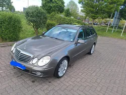Grau Gebraucht 2008 Mercedes E200 Kombi | 3.400 € (Guter Preis)