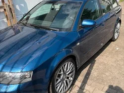 Blau Gebraucht 2004 Audi A4 S-Line Kombi | 4.500 € (Fairer Preis)