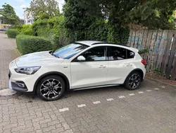 Weiß Gebraucht 2019 Ford Focus Active Limousine | 17.990 € (Fairer Preis)