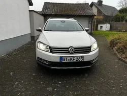 Weiß Gebraucht 2012 VW Passat Alltrack Kombi | 8.800 € (Superpreis)