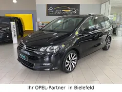 Deep black perleffekt Gebraucht 2017 VW Sharan Sound Van / Kleinbus | 26.990 € (Etwas zu teuer)