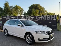 Weiß Gebraucht 2020 Skoda Octavia Business Line Kombi | 19.090 € (Fairer Preis)