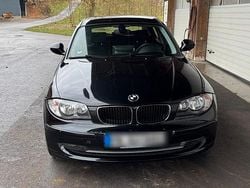 Schwarz Gebraucht 2011 BMW 118 Kleinwagen | 5.000 € (Fairer Preis)