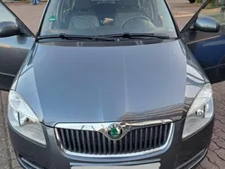 Grau Gebraucht 2008 Skoda Fabia Kleinwagen | 3.000 € (Fairer Preis)