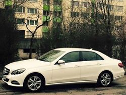 Weiß Gebraucht 2013 Mercedes E200 Avantgarde Limousine | 14.000 € (Teuer)