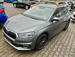 Grau Gebraucht 2024 Skoda Fabia Selection Limousine | 18.995 € (Fairer Preis)