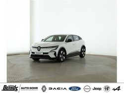 Weiß Gebraucht 2023 Renault Mégane Equilibre Limousine | 19.559 € (Guter Preis)