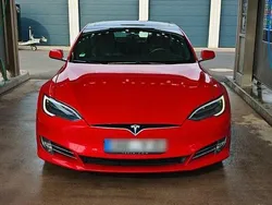 Rot Gebraucht 2019 Tesla Model S Limousine | 29.000 € (Superpreis)