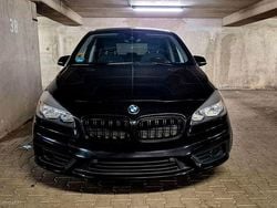 Schwarz Gebraucht 2015 BMW 218 Gran Tourer Sport Line Van / Kleinbus | 9.000 € (Guter Preis)