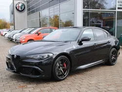 Schwarz Neu 2024 Alfa Romeo Giulia Quadrifoglio Limousine | 94.690 €